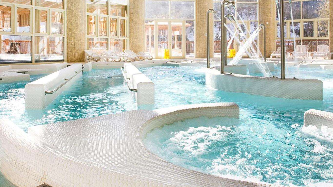Stx Resort