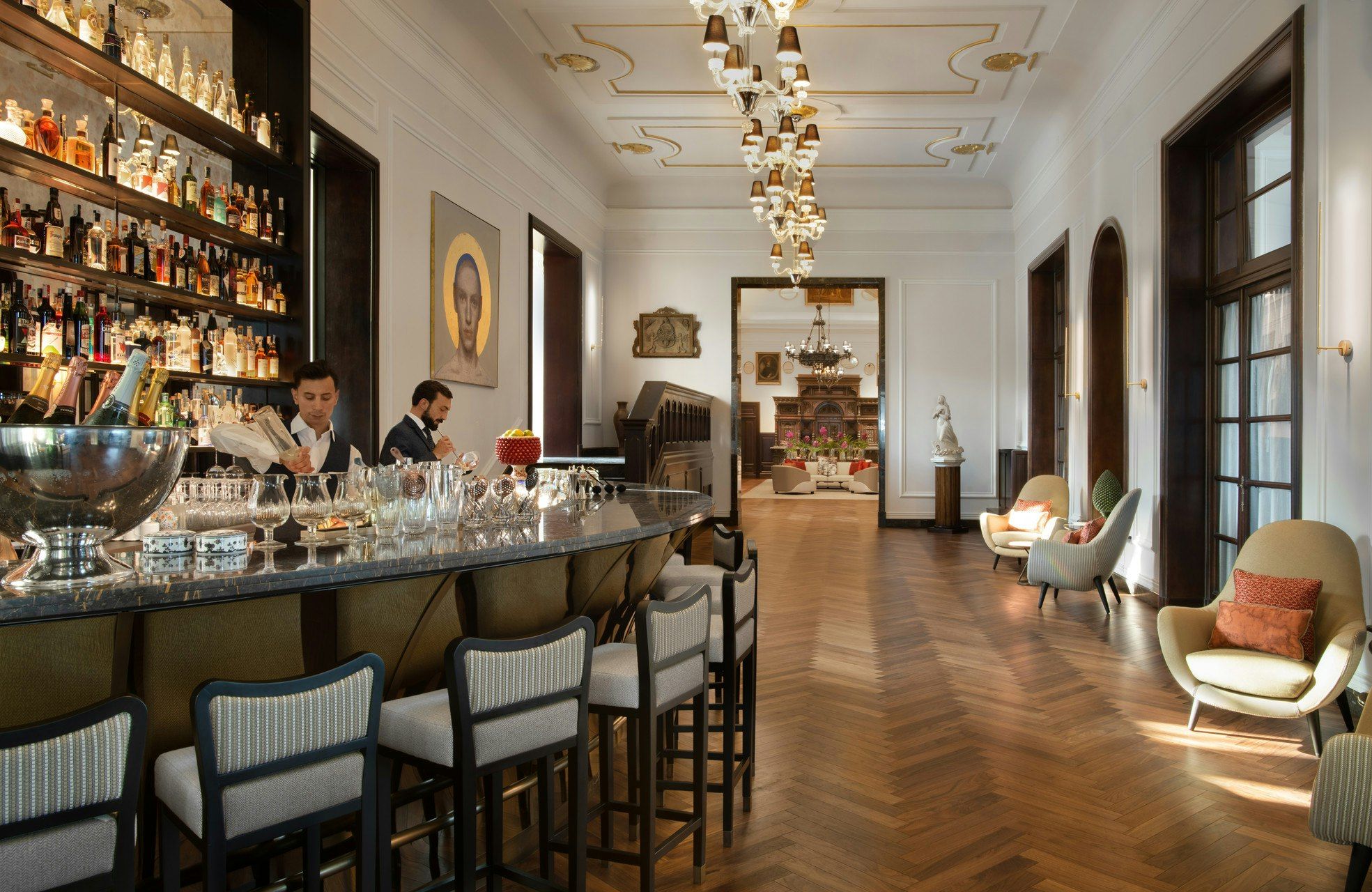 Bar