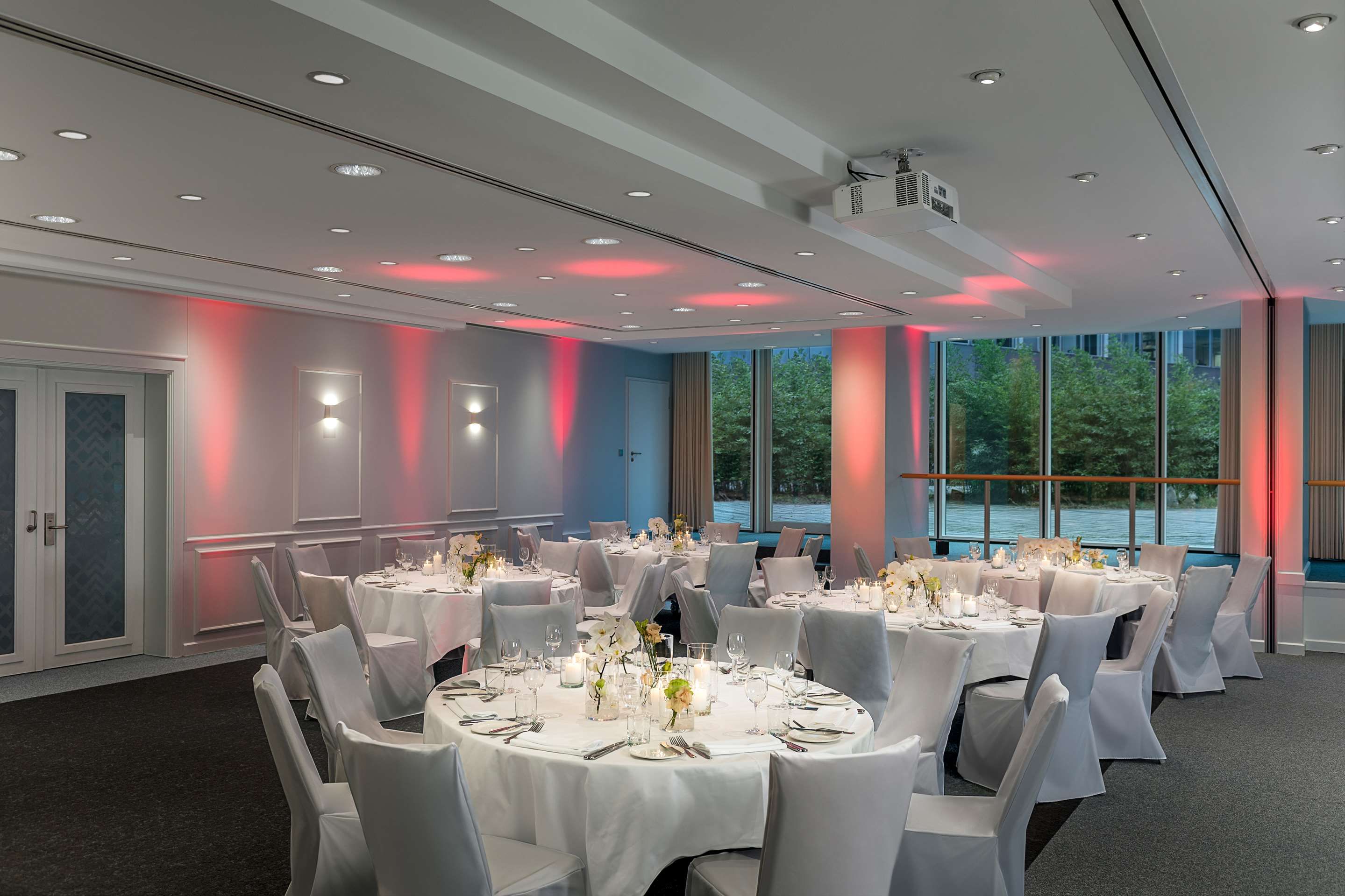 Banquet hall