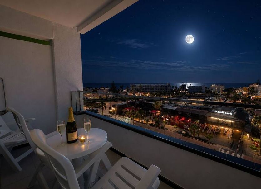Balcony Photo