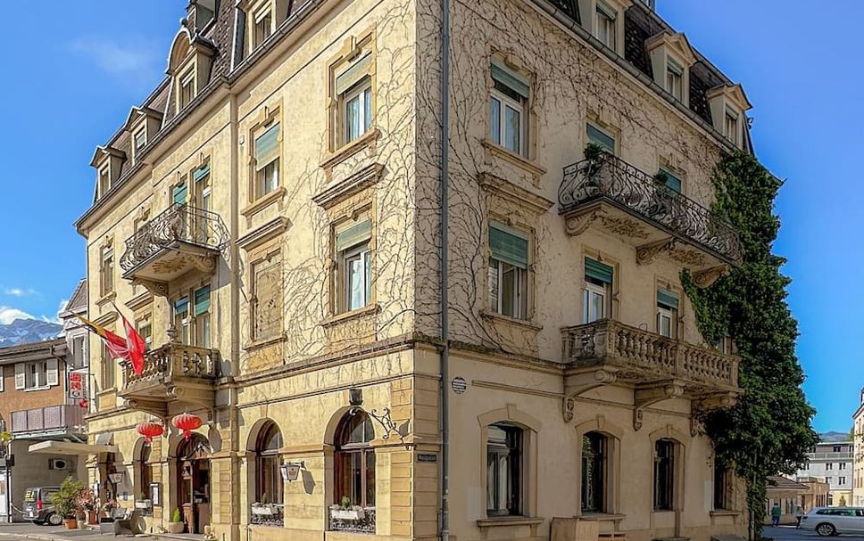 Building Photo