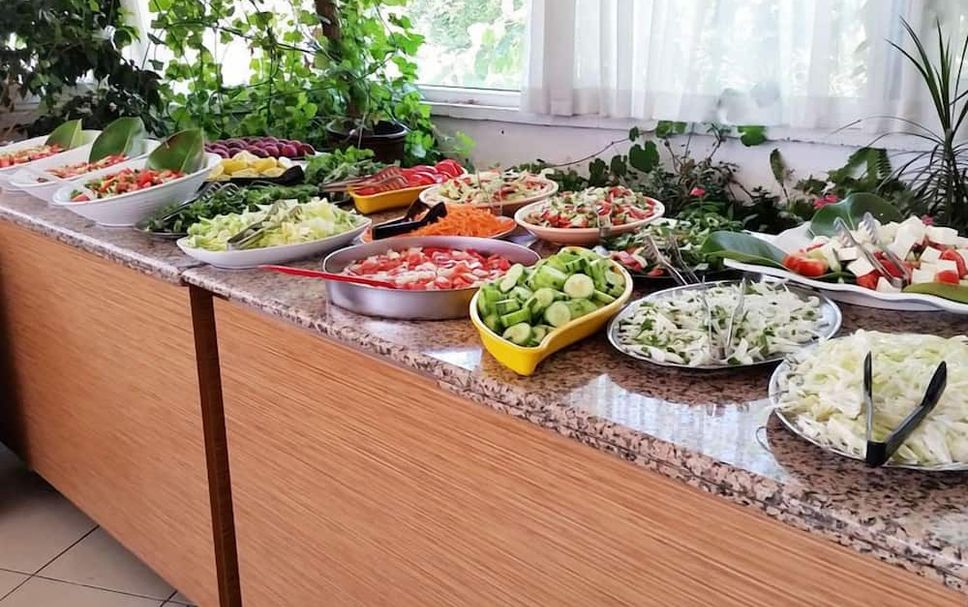 Buffet Photo