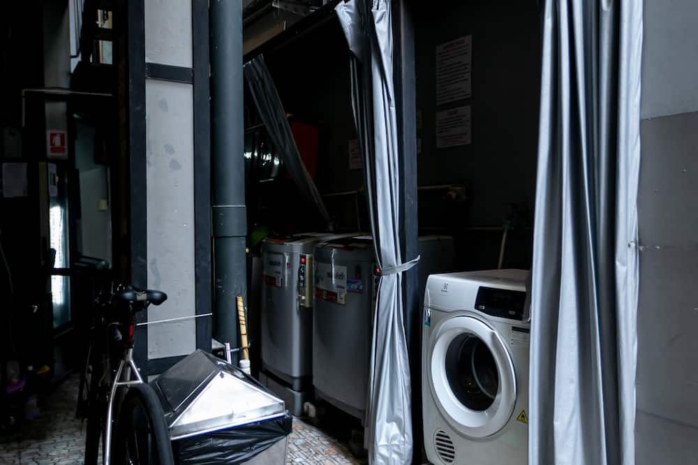 Laundry facility
