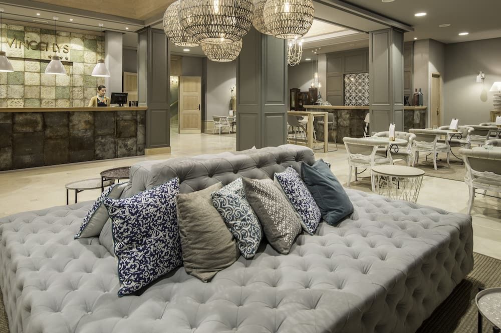 Lounge Photo