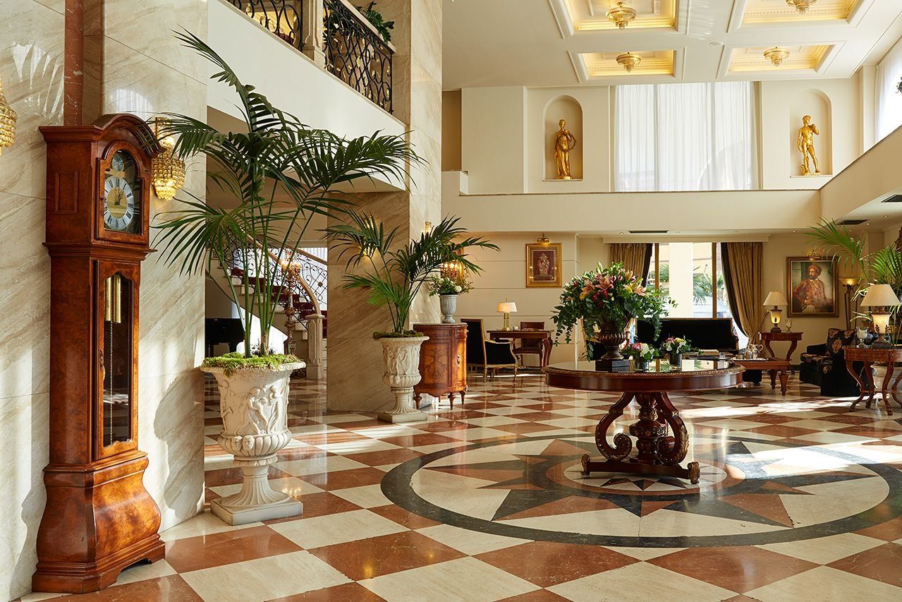 Lobby Photo