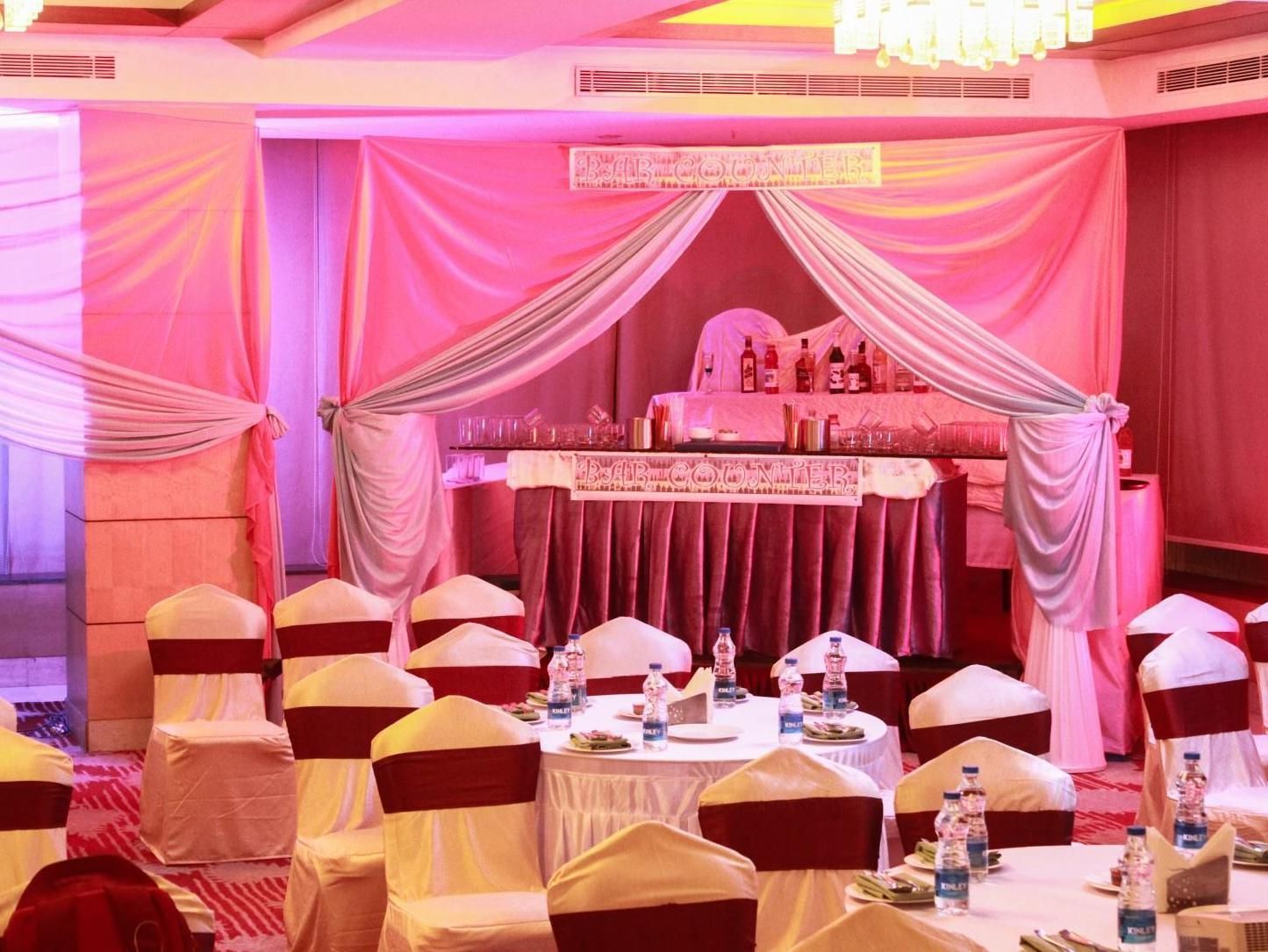 Banquet hall