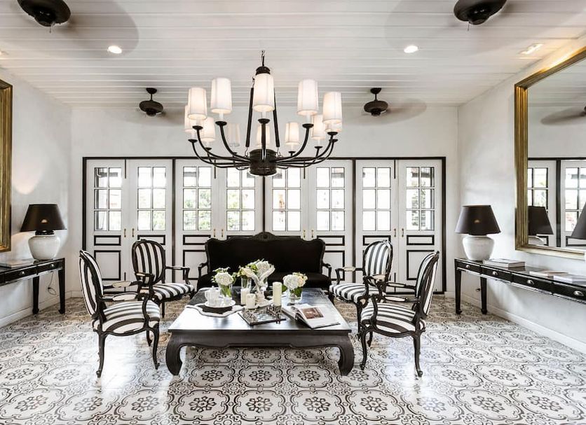 Dining room Photo