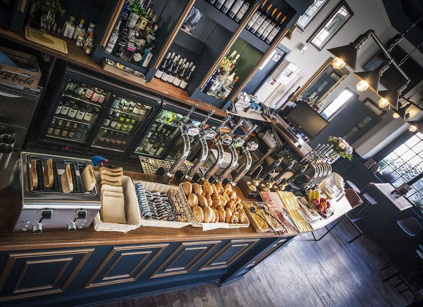 Bar Photo