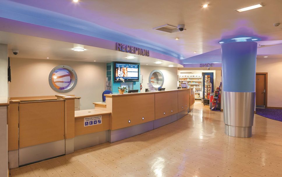 Front desk Photo