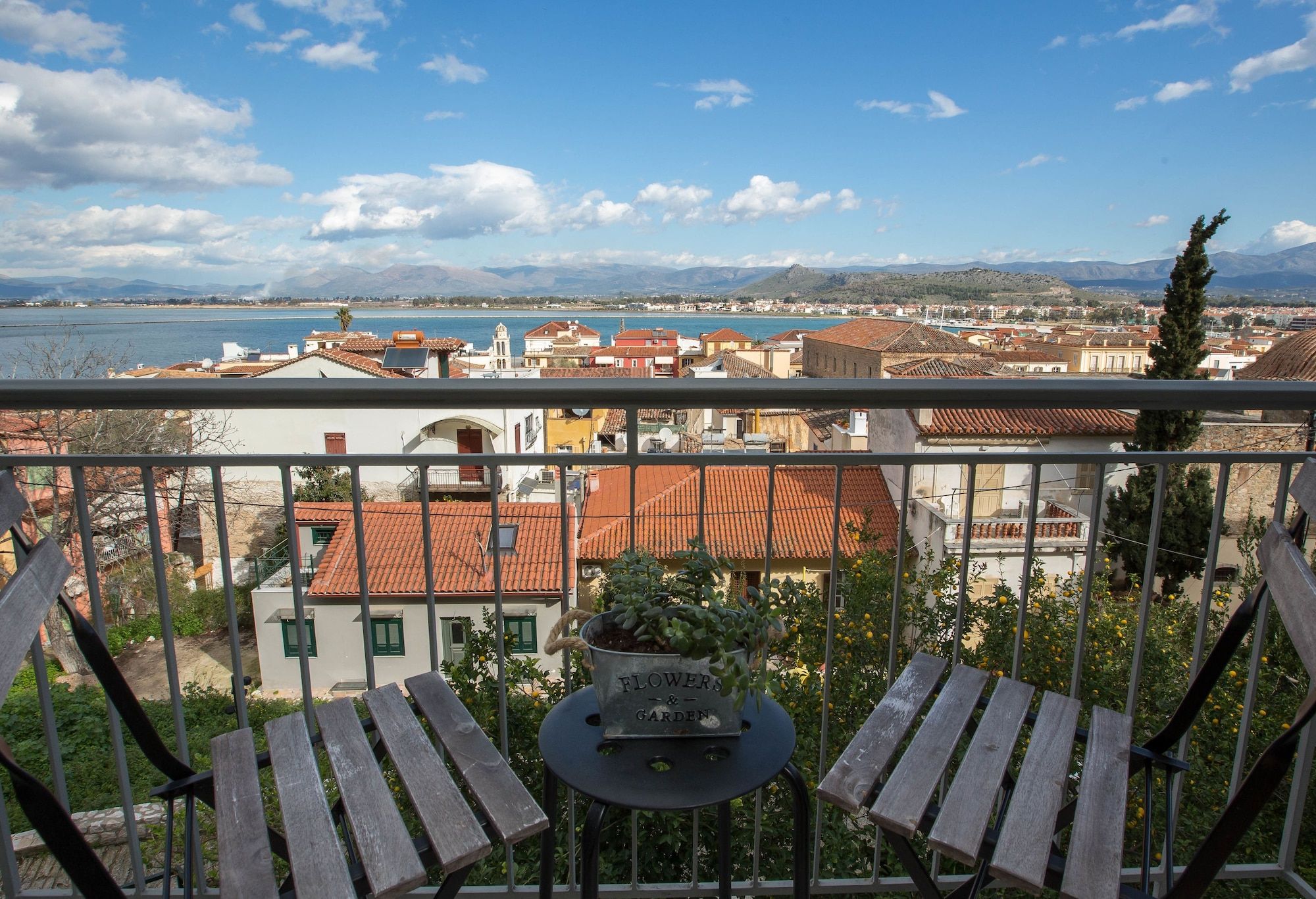 Balcony Photo