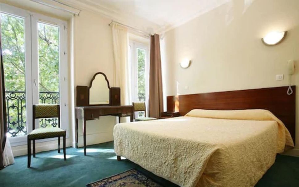 Bedroom Photo