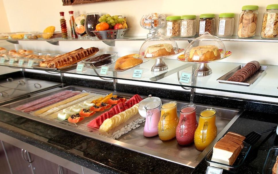Buffet Photo