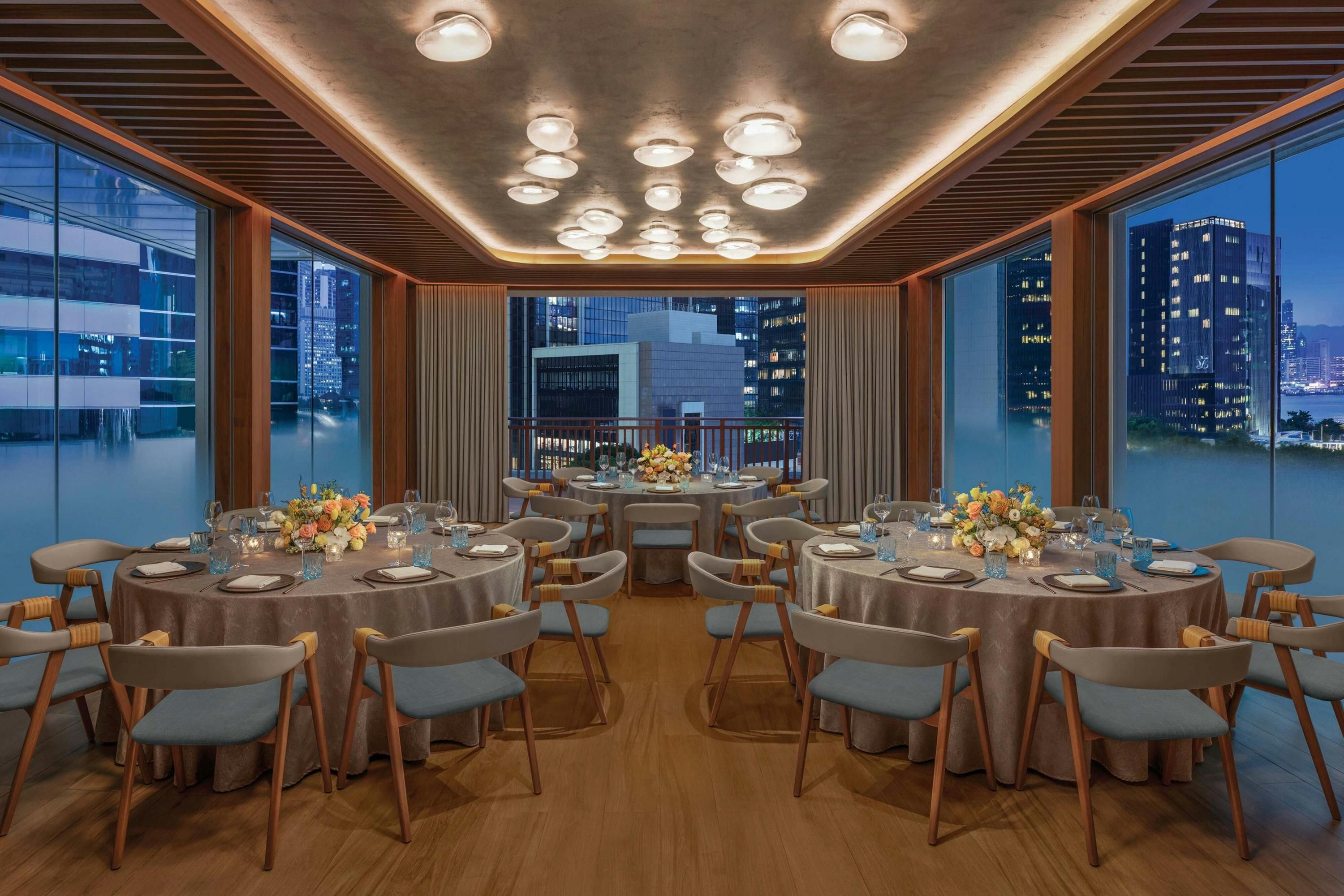 Banquet hall