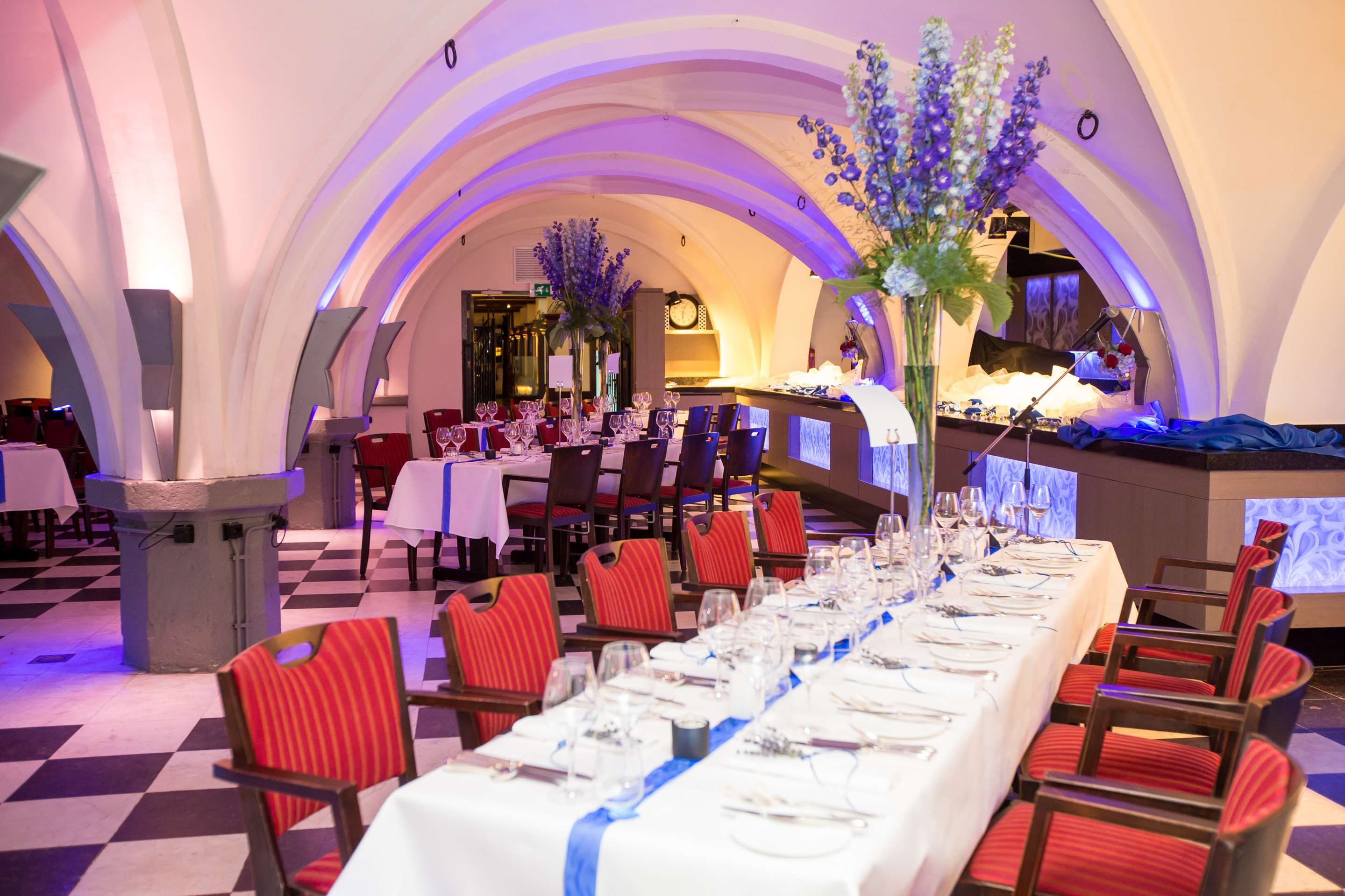 Banquet hall