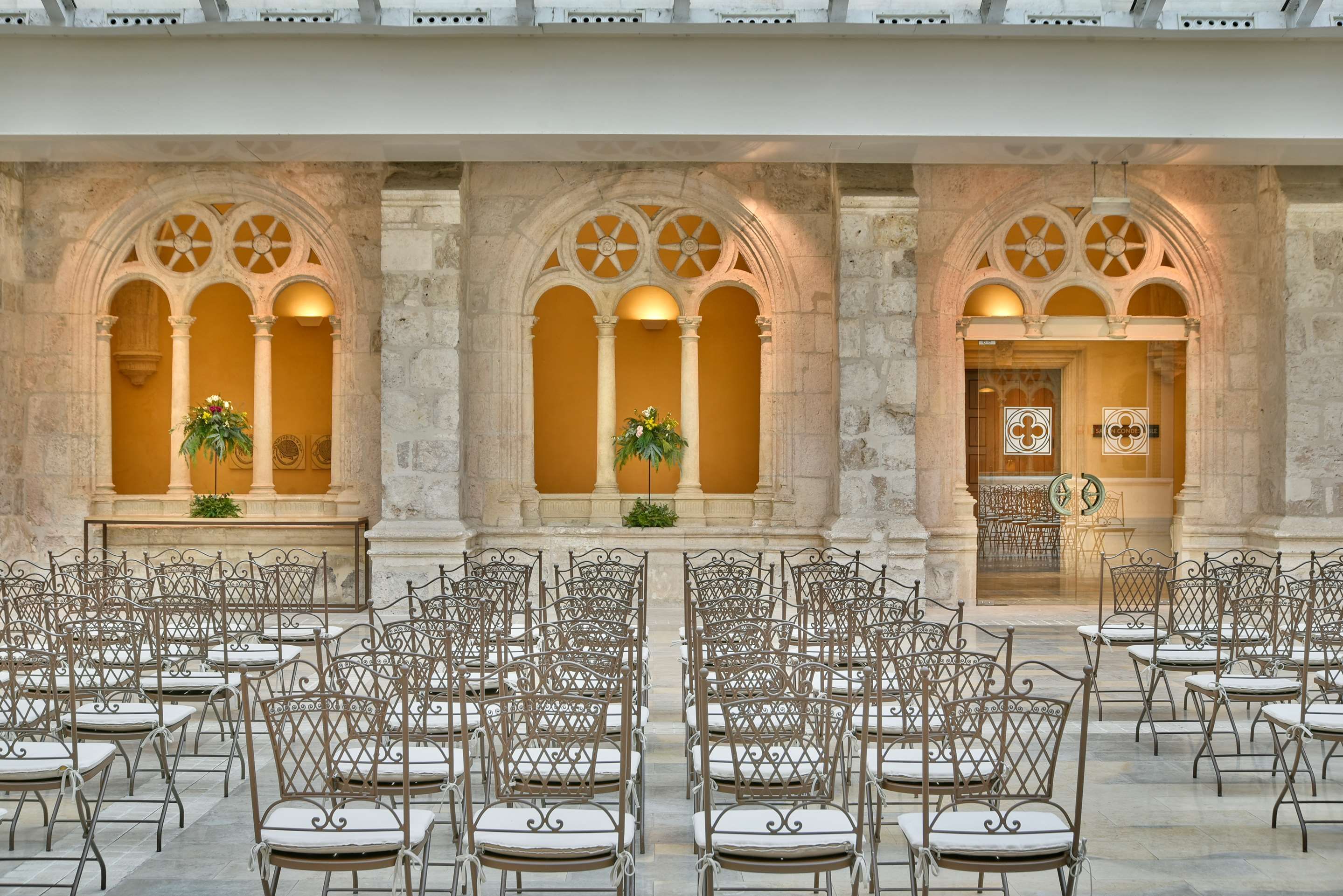 Banquet hall