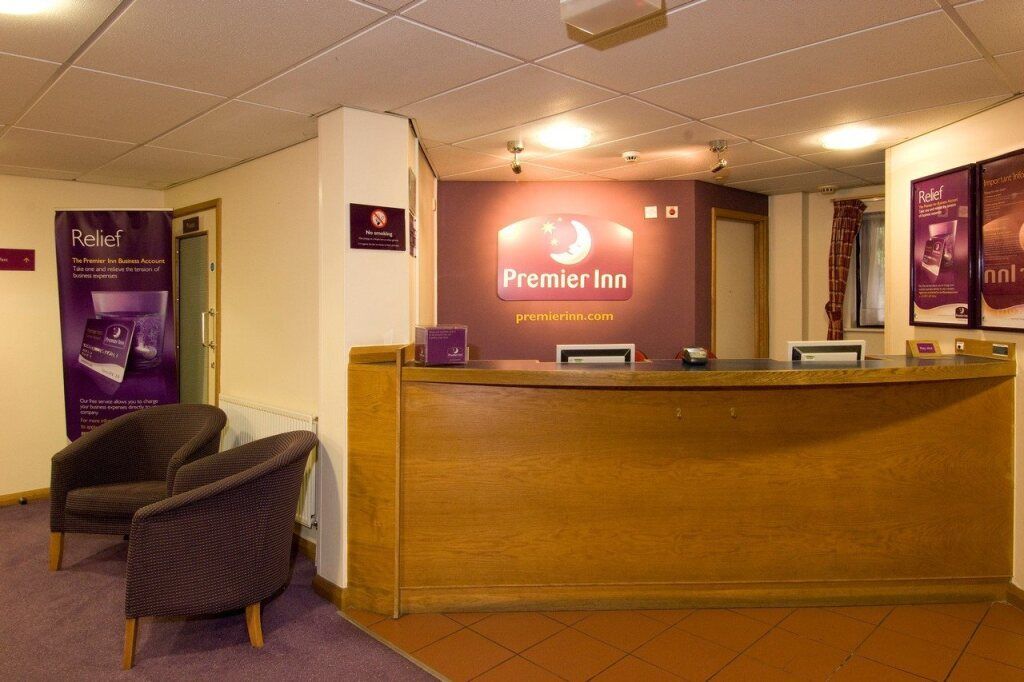 Front desk Photo