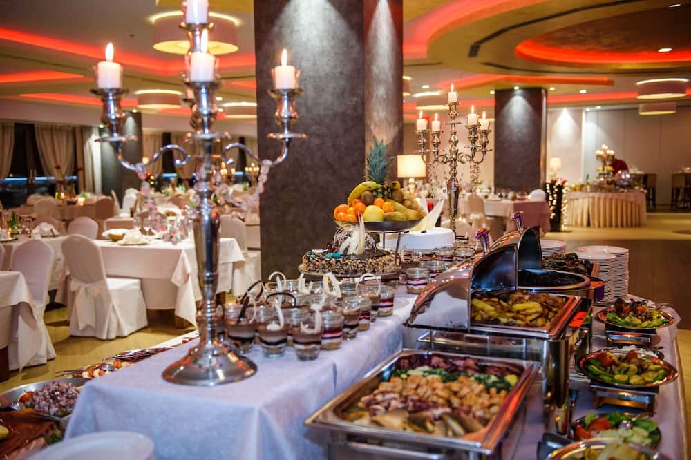 Buffet Photo