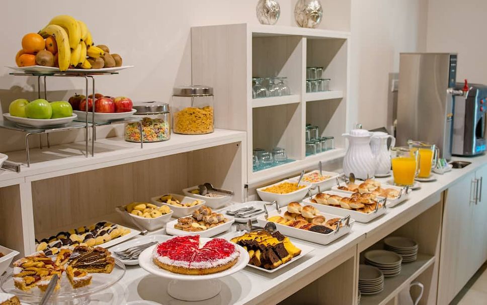 Buffet Photo