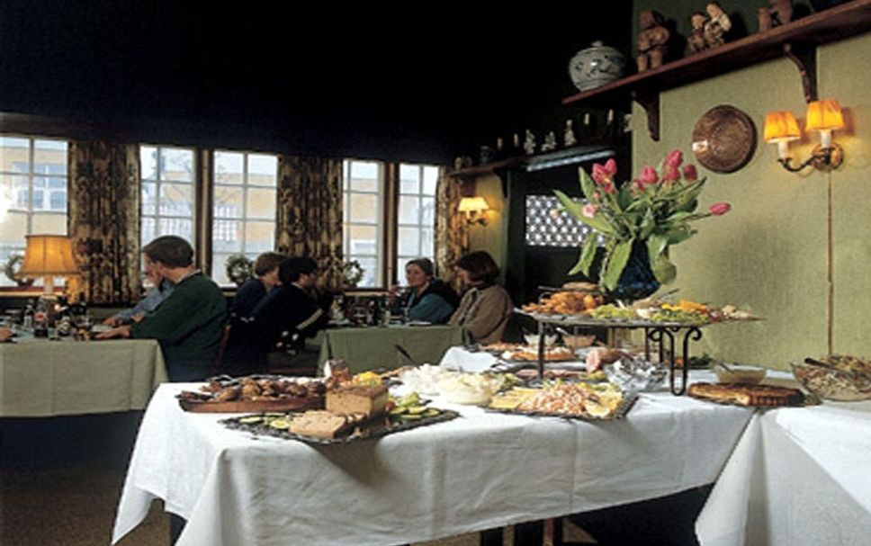 Restaurant Photo