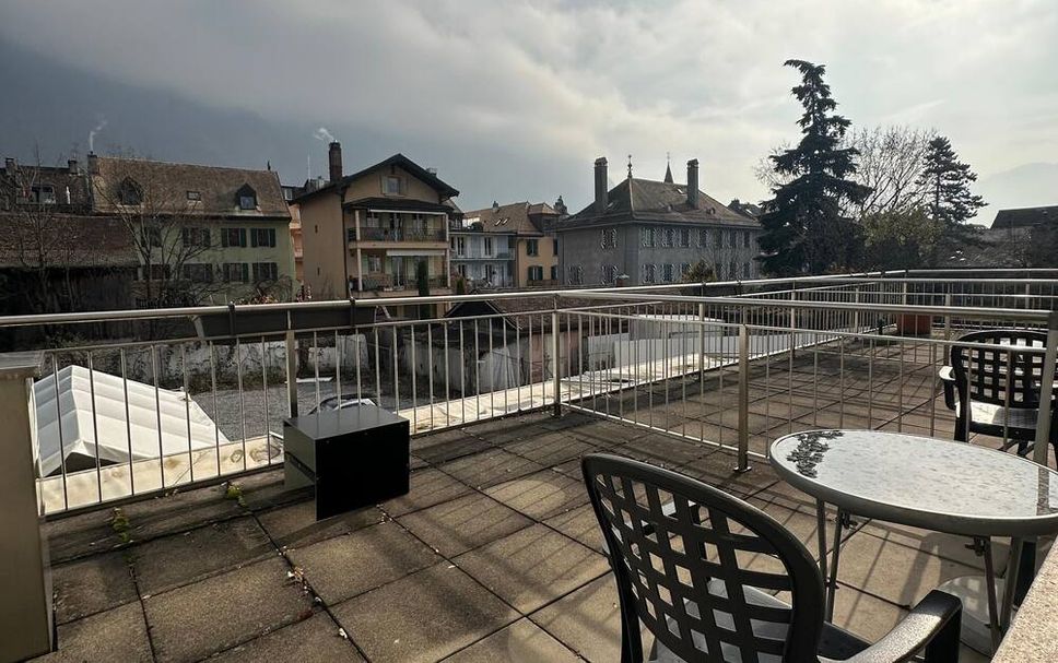 Balcony Photo