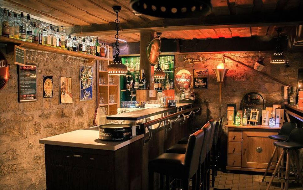 Bar Photo