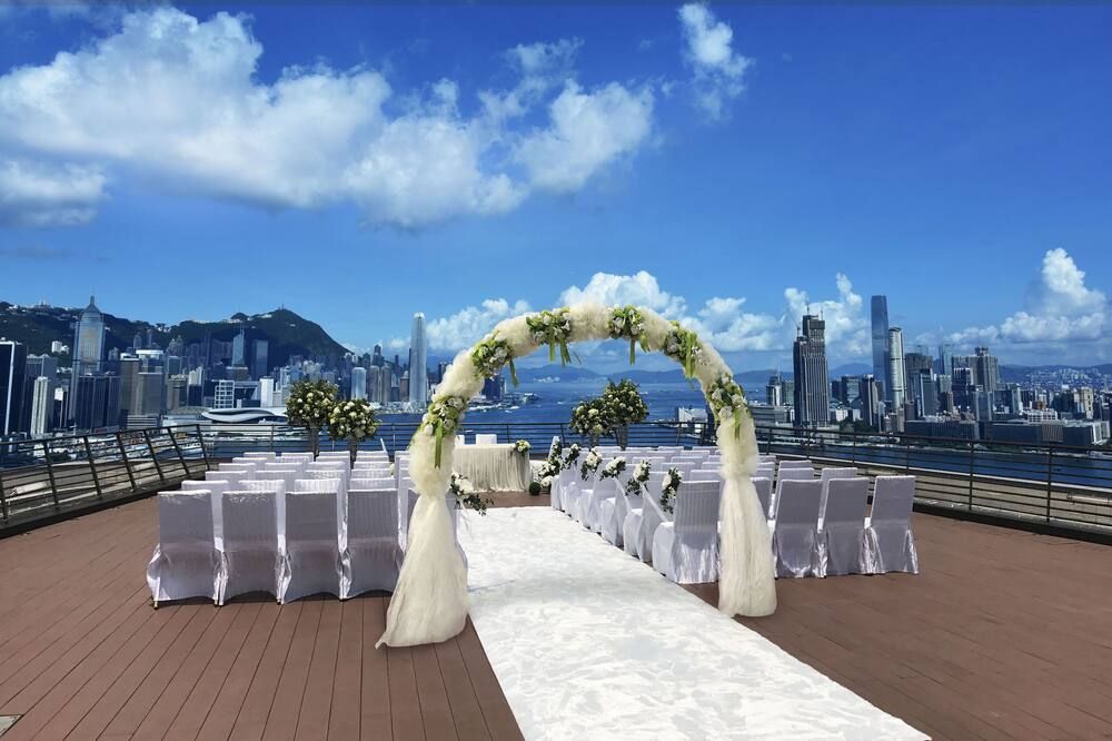 Banquet hall Photo