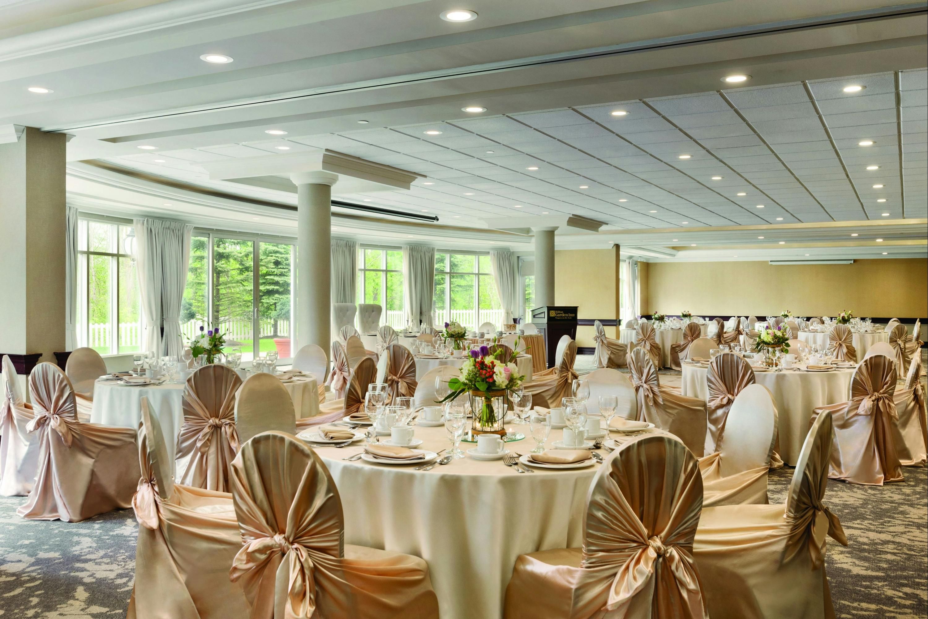 Banquet hall
