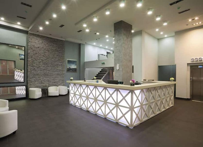 Front desk Photo