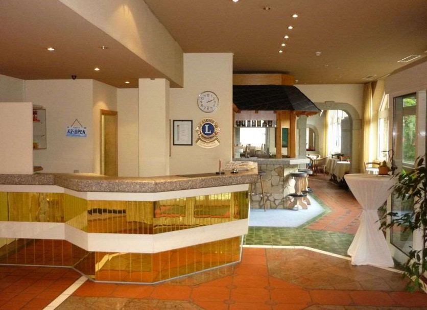 Front desk Photo