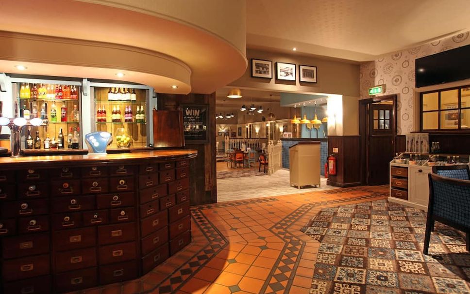 Bar Photo