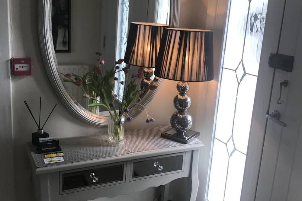 Room amenity