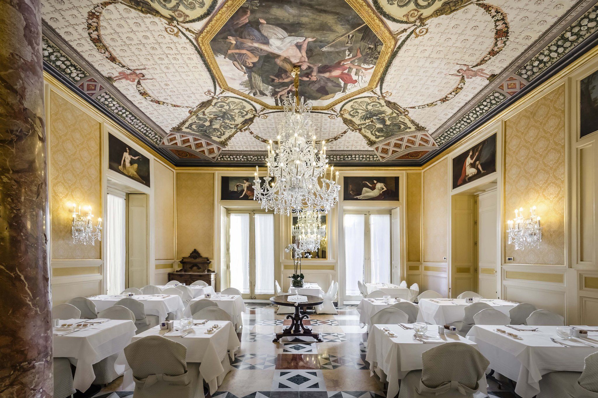 Banquet hall