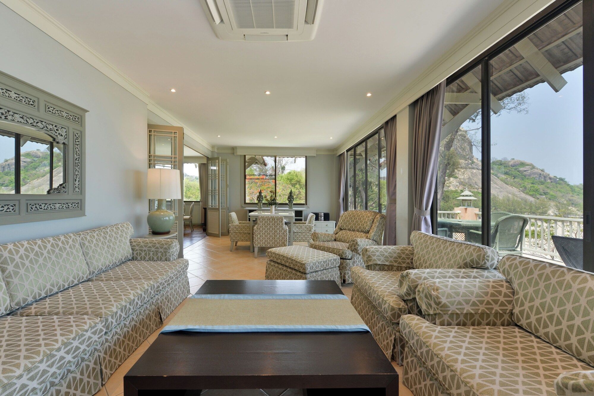 Living room Photo