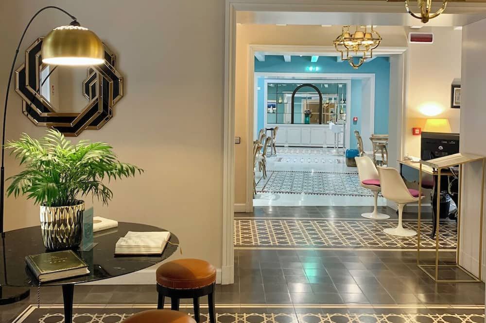 Lobby Photo