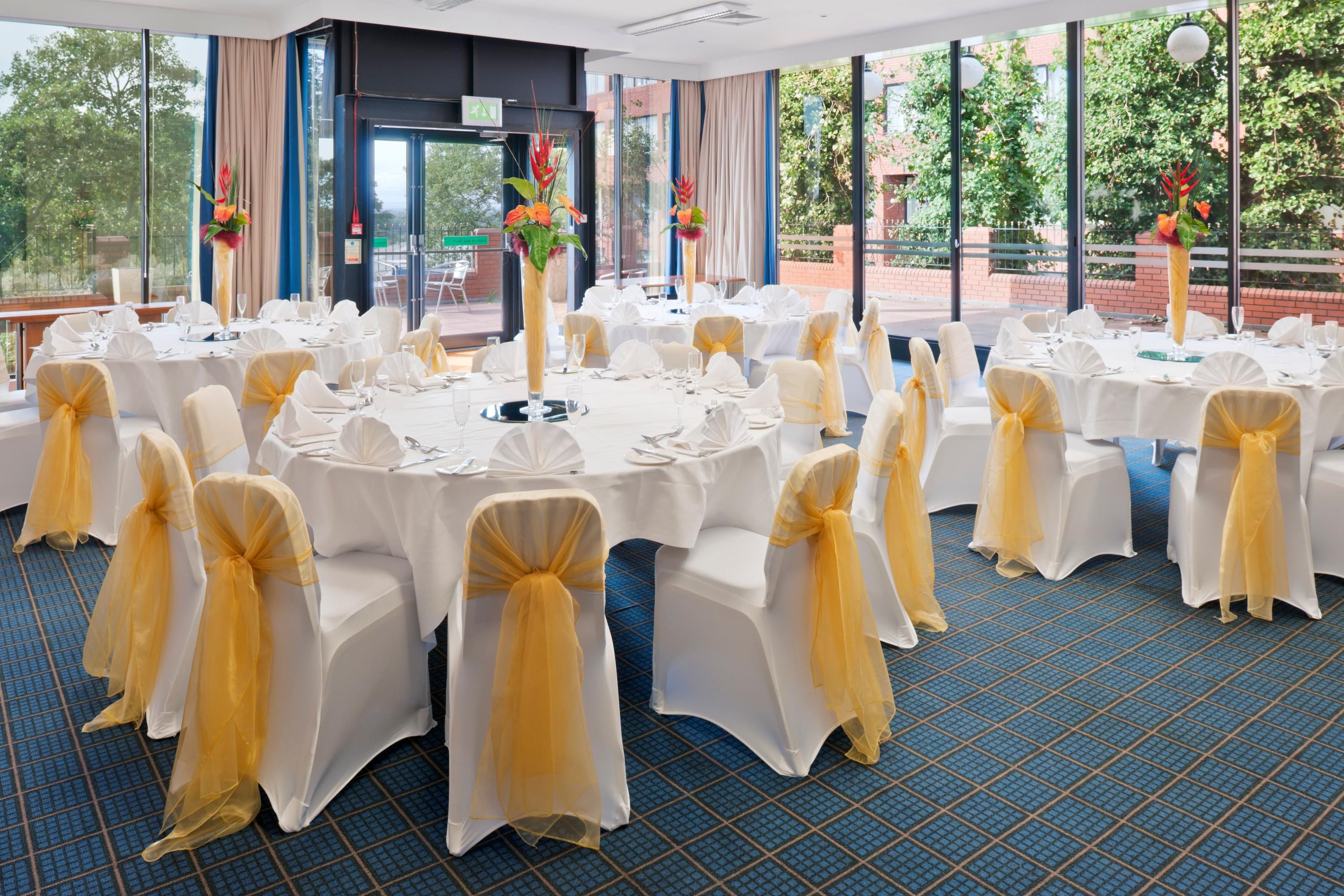 Banquet hall