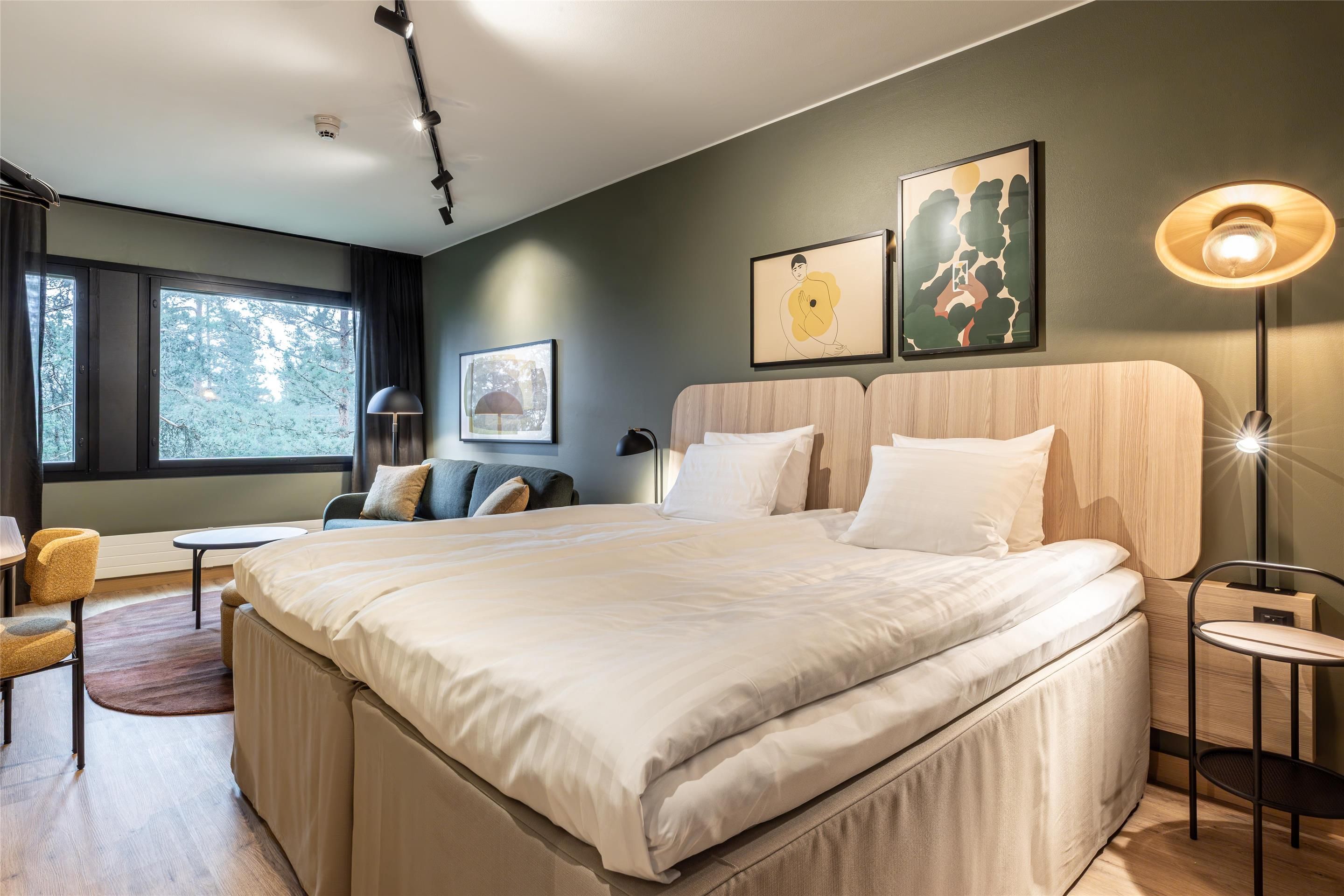 Bedroom