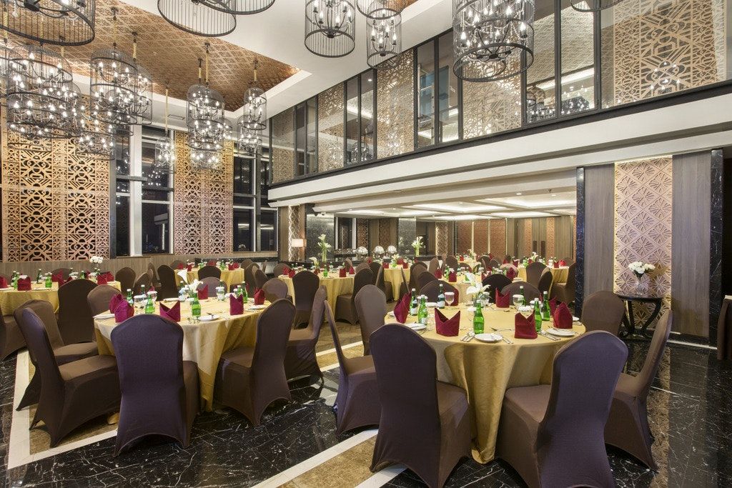 Banquet hall
