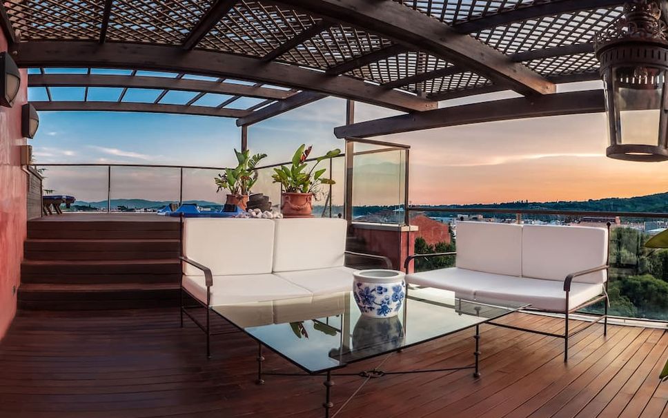 Balcony Photo