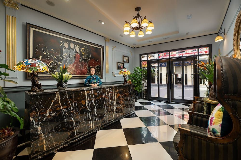 Front desk Photo
