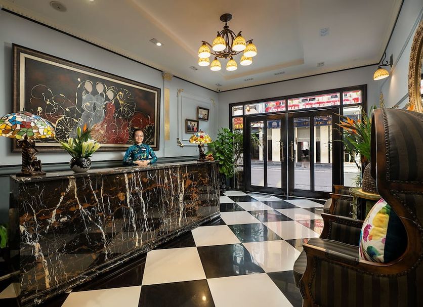 Front desk Photo