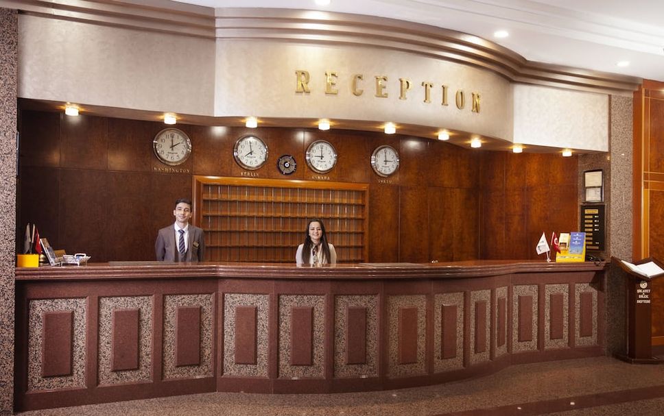 Front desk Photo