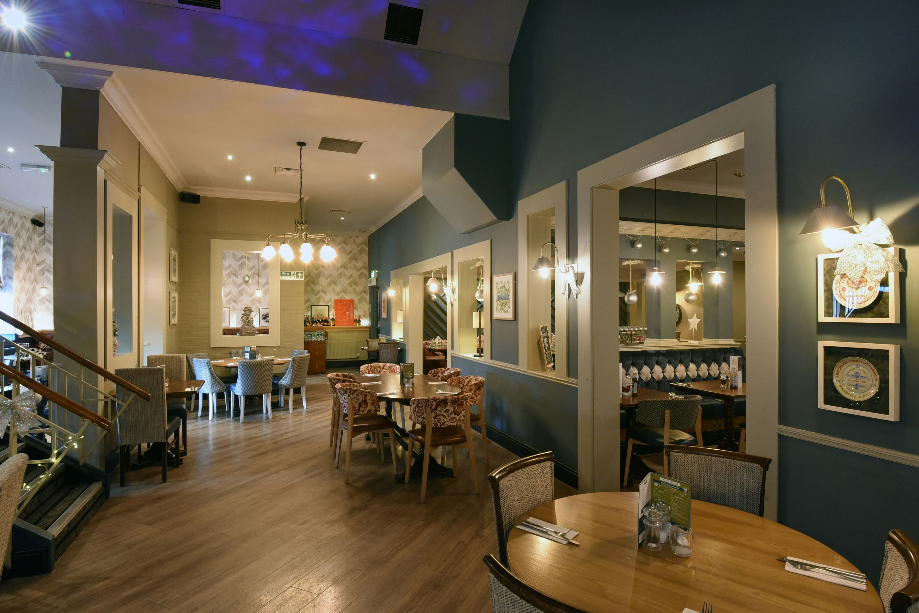 Restaurant Photo