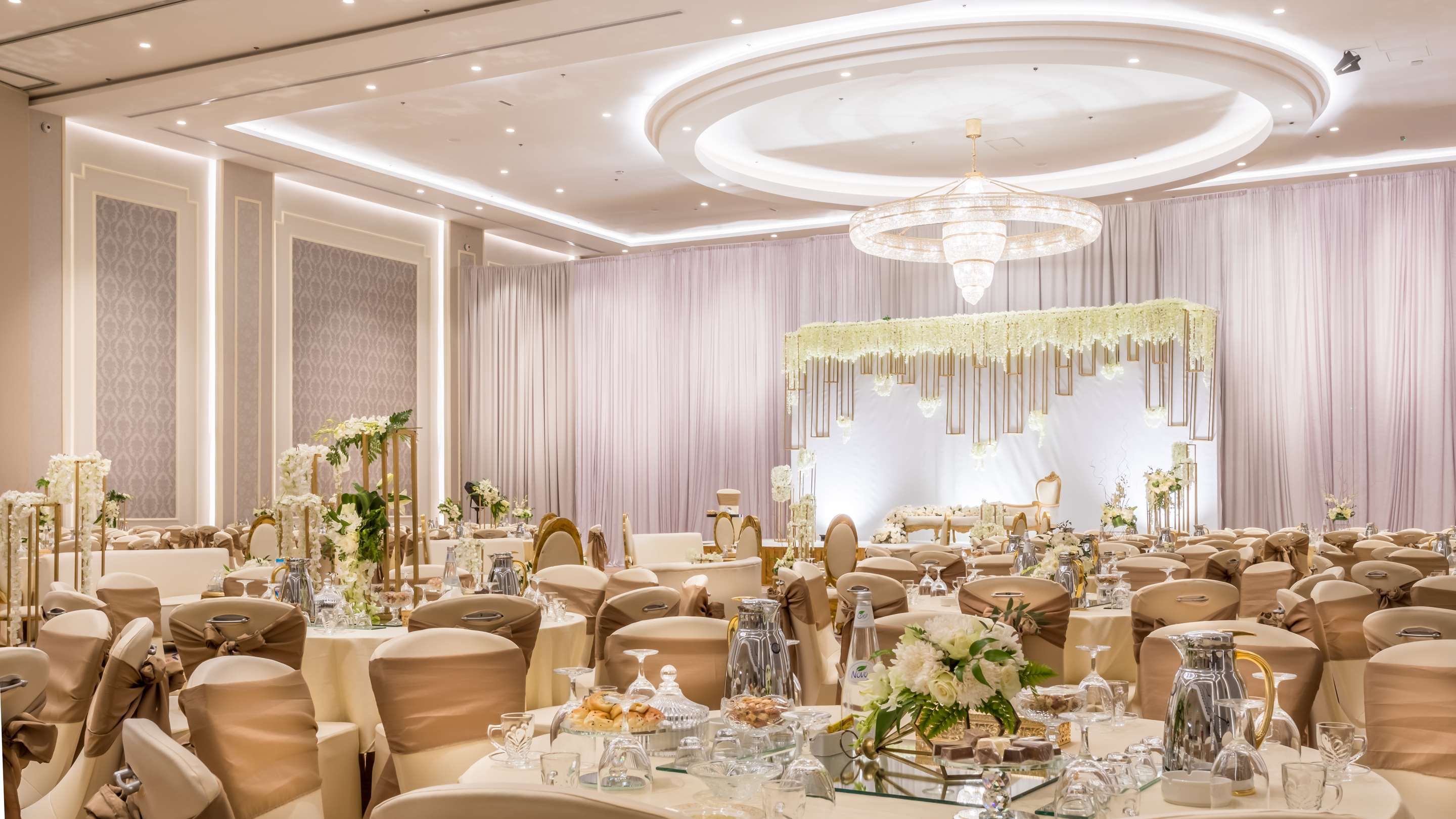 Banquet hall