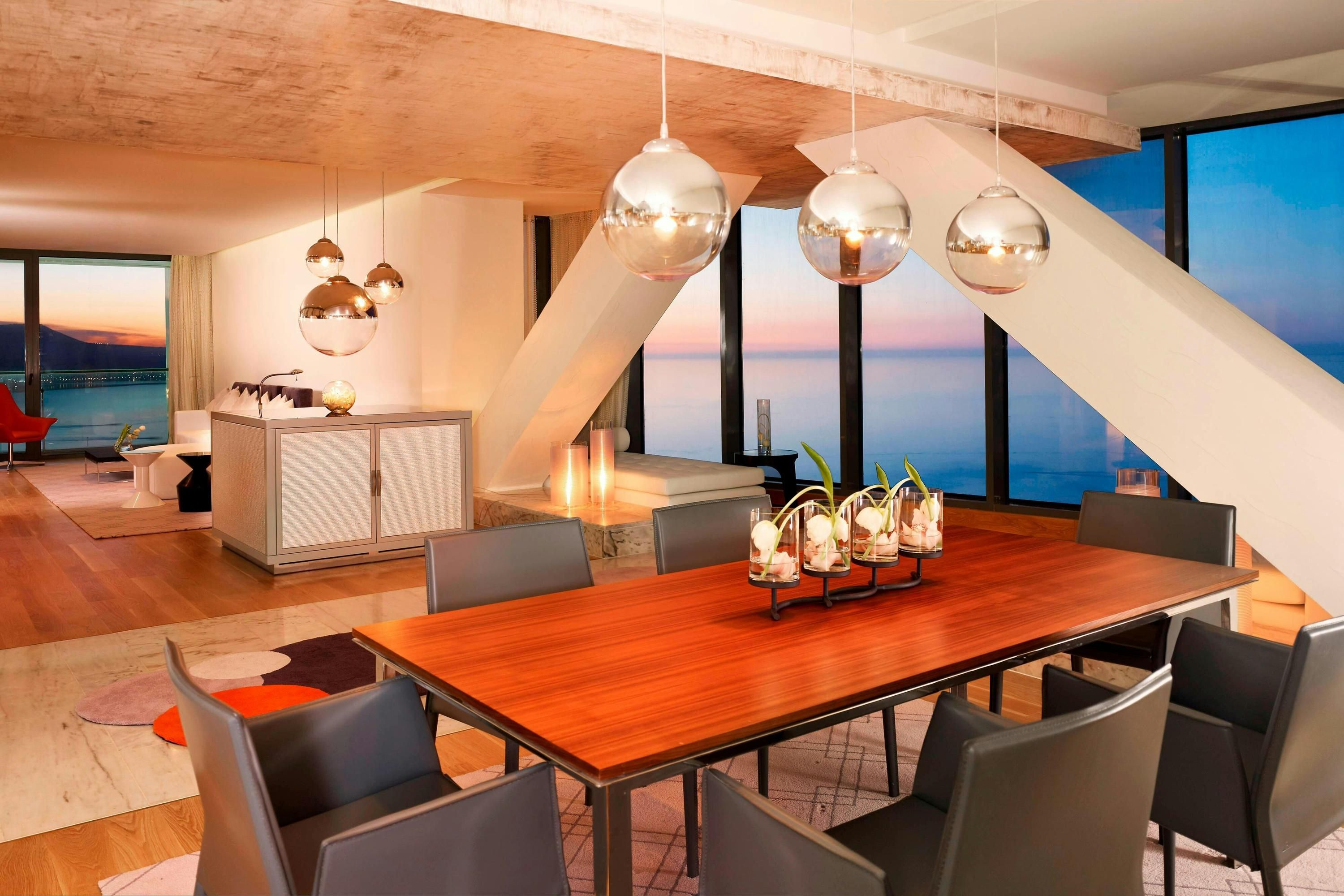 Dining room Photo