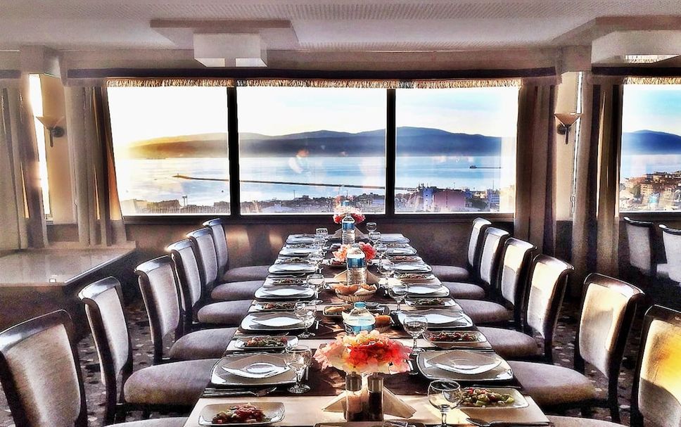 Dining room Photo