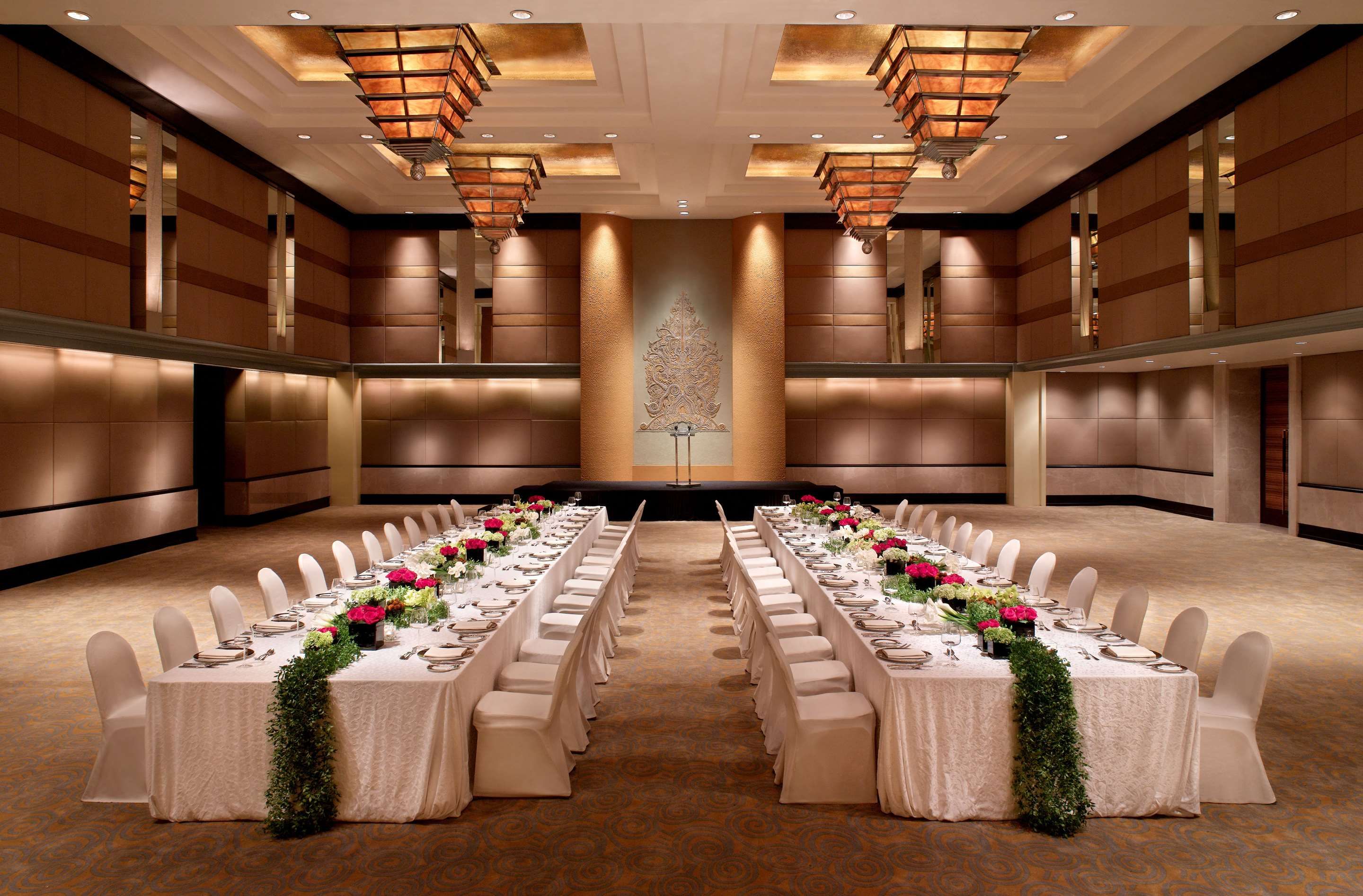 Banquet hall