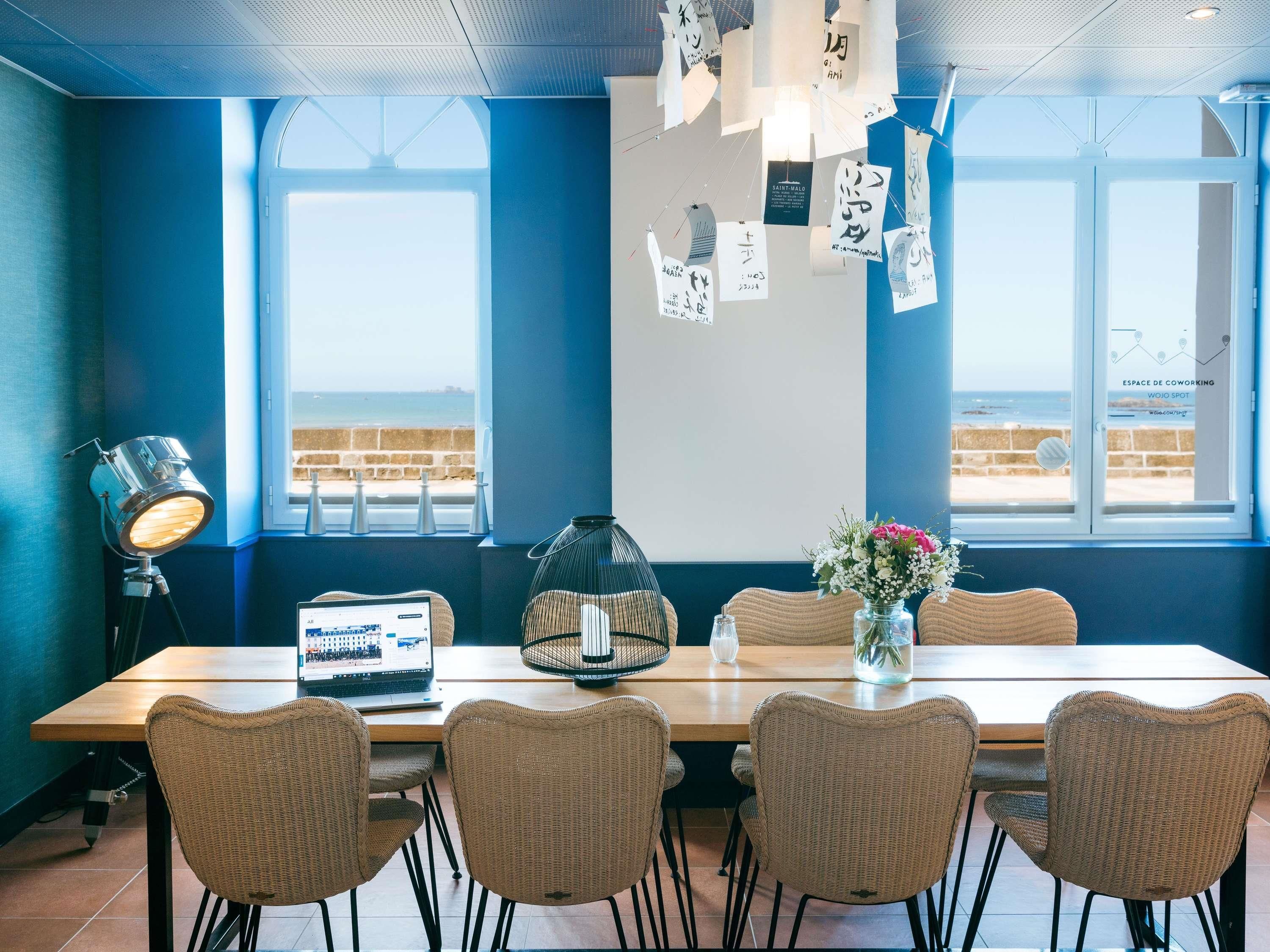 Business centre