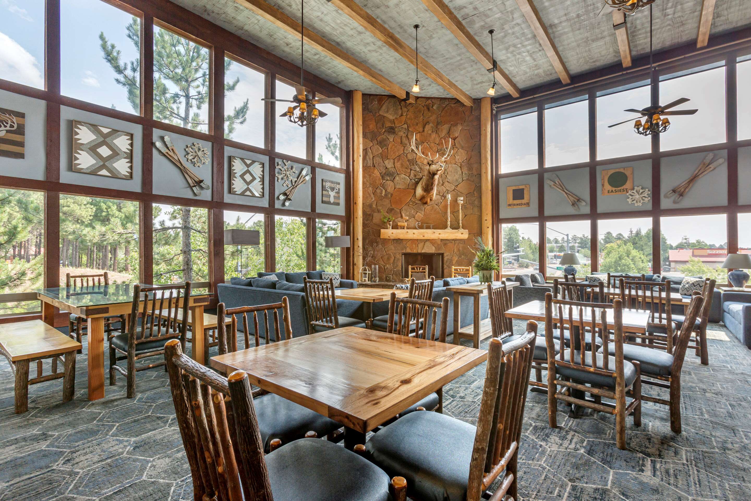 Restaurant Photo