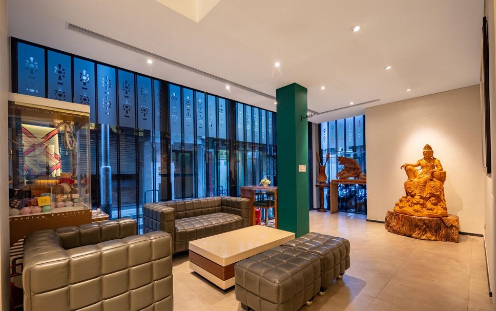 Lounge Photo