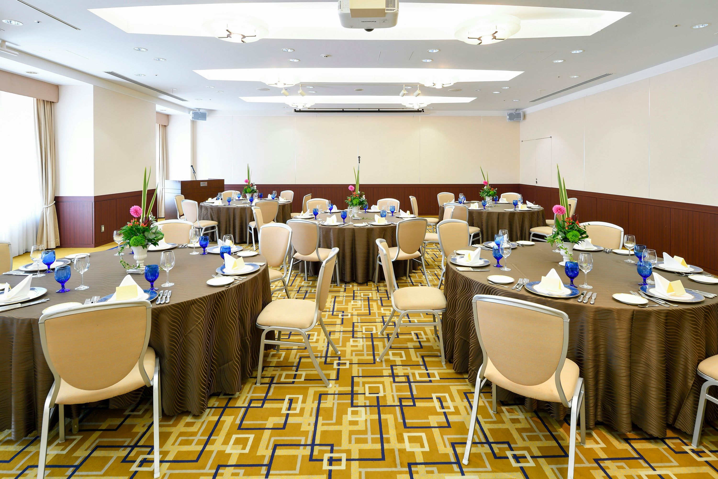 Banquet hall